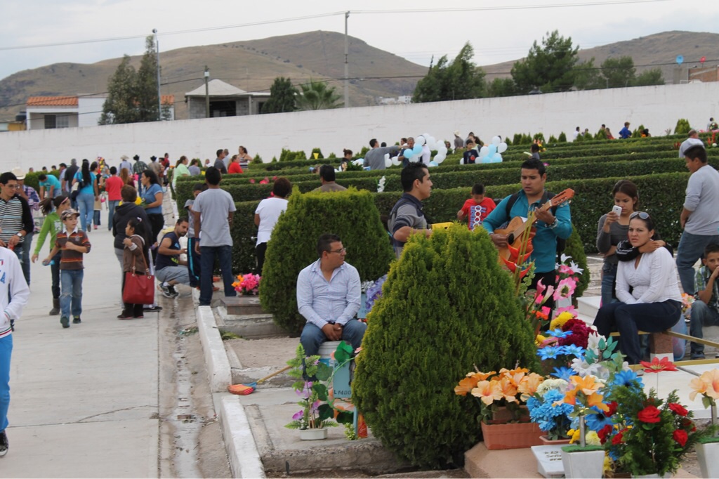 Lleno de visitantes